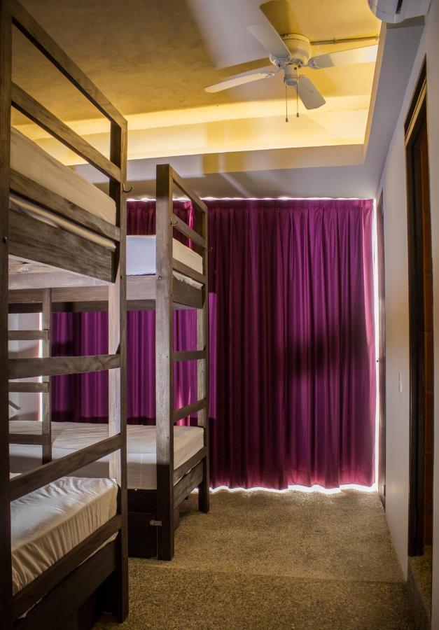 Los Muertos Hostal Пуерто-Вальярта Екстер'єр фото